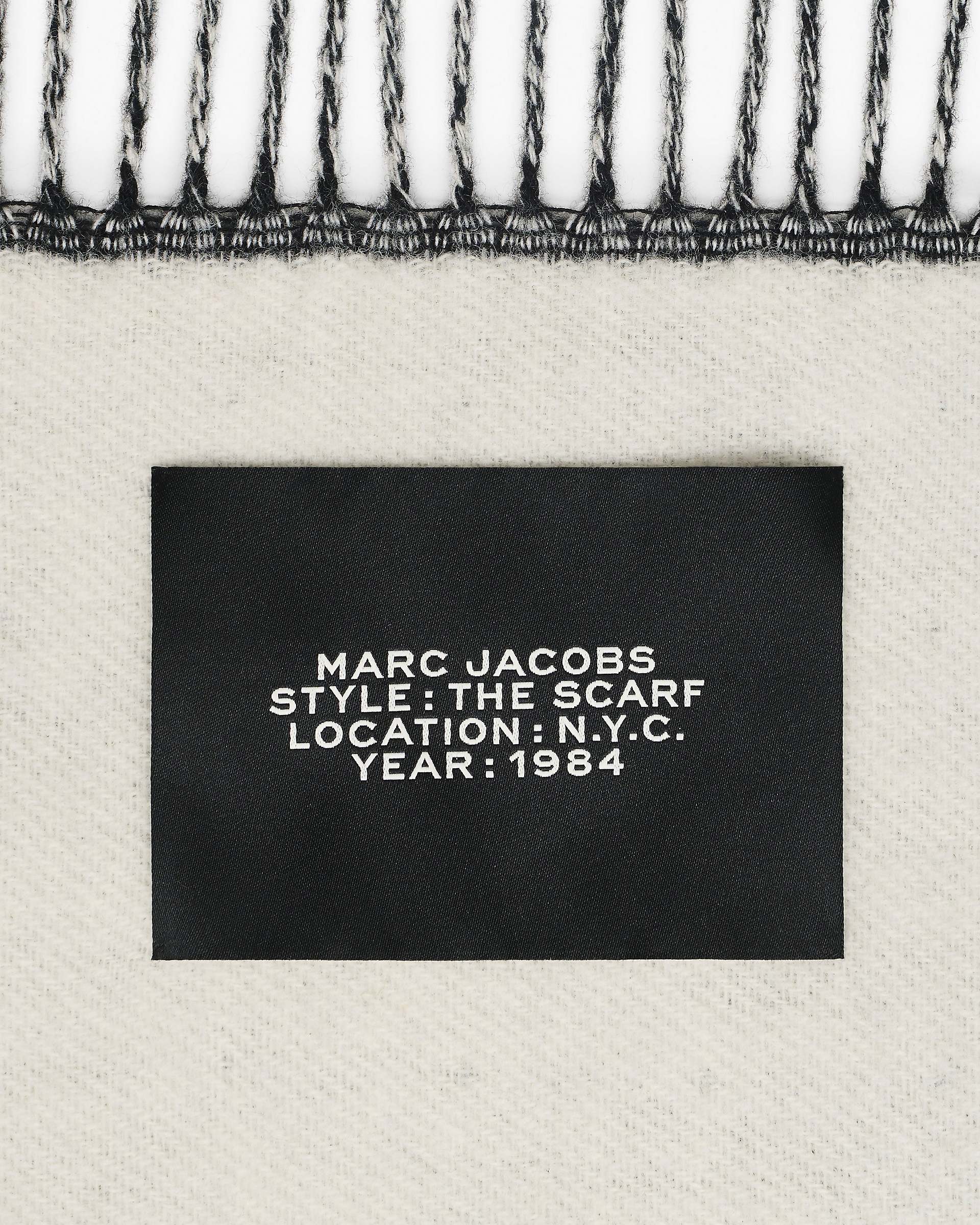 The Scarf - Black