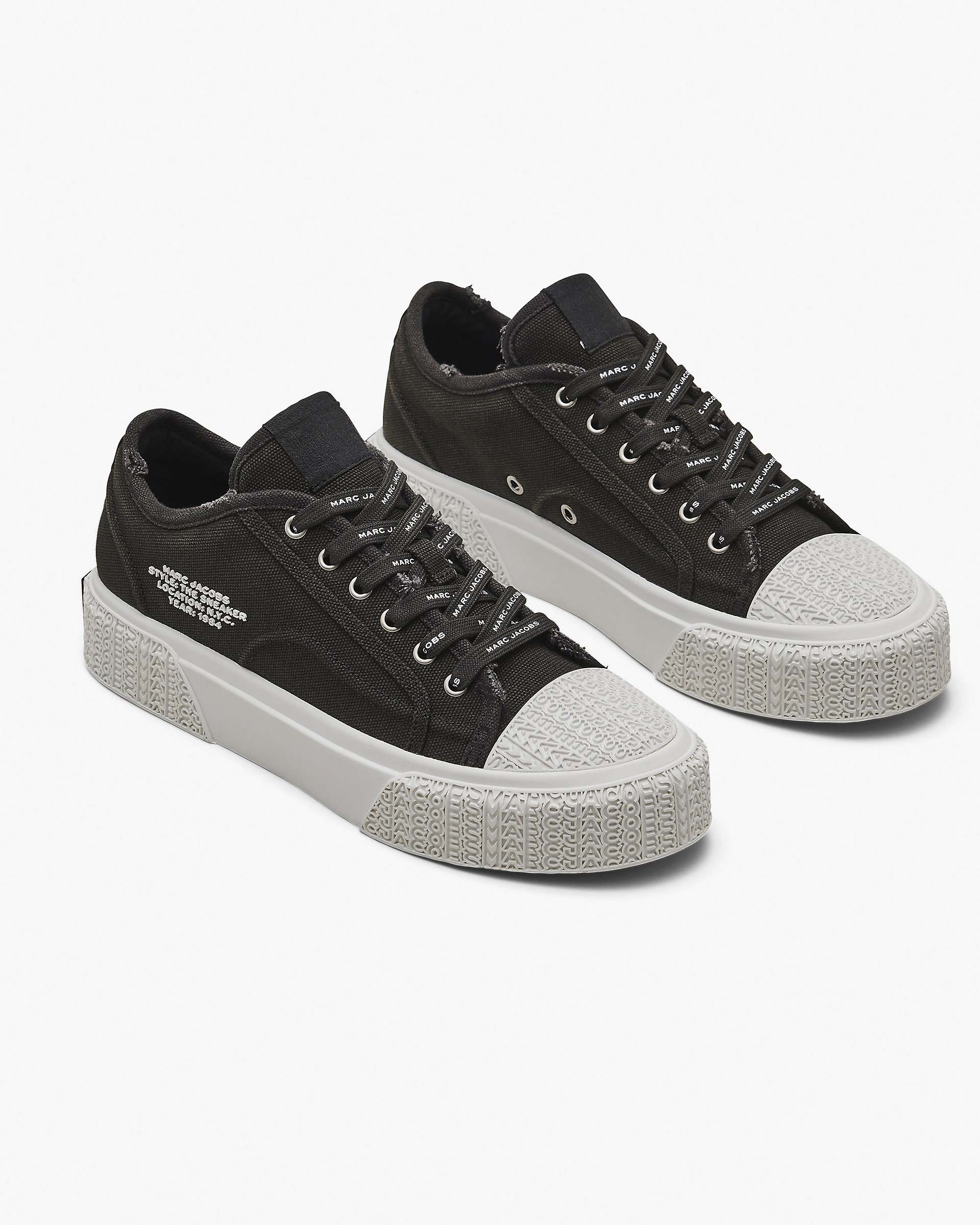 The Sneaker - Black
