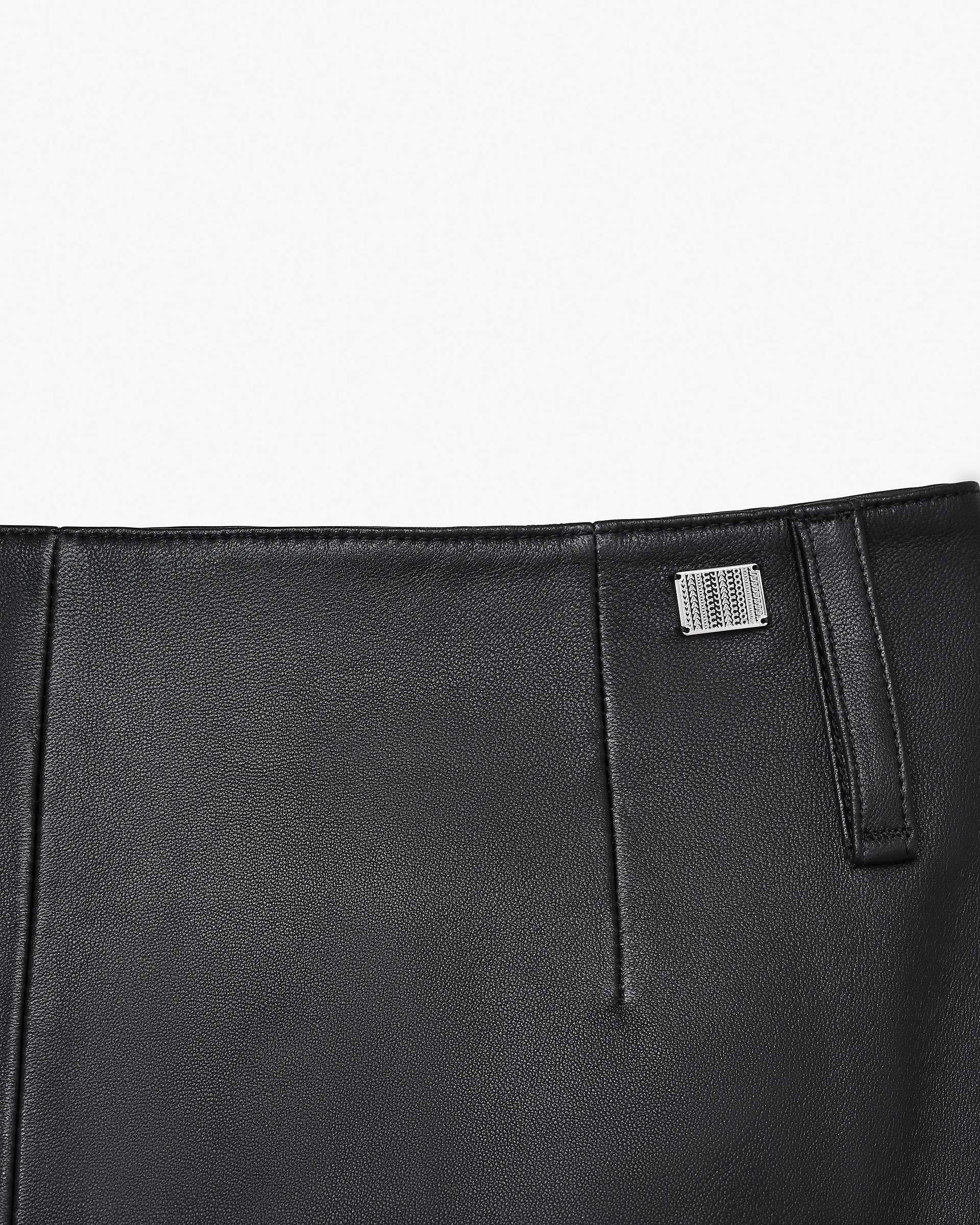 Leather Slim Skirt - Black