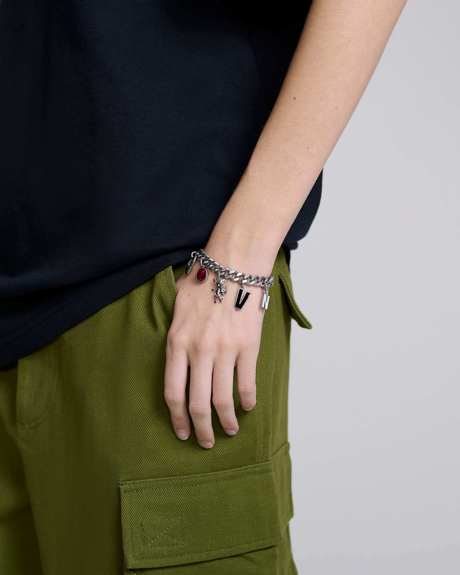 Teddy Charm Bracelet - Aged Silver