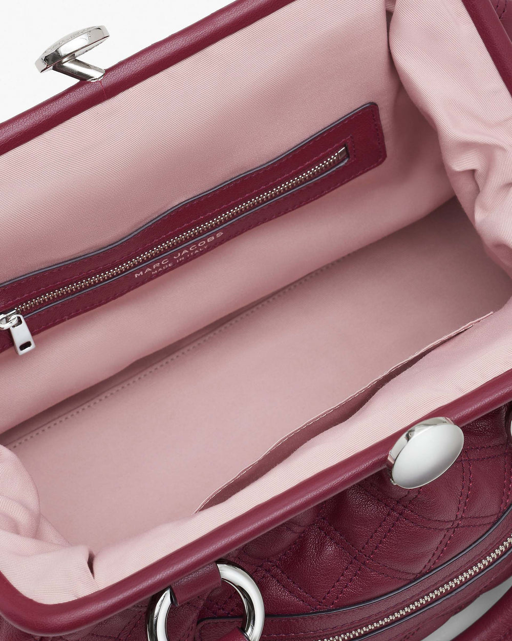 Re-Edition Quilted Leather Stam Bag - Cherry