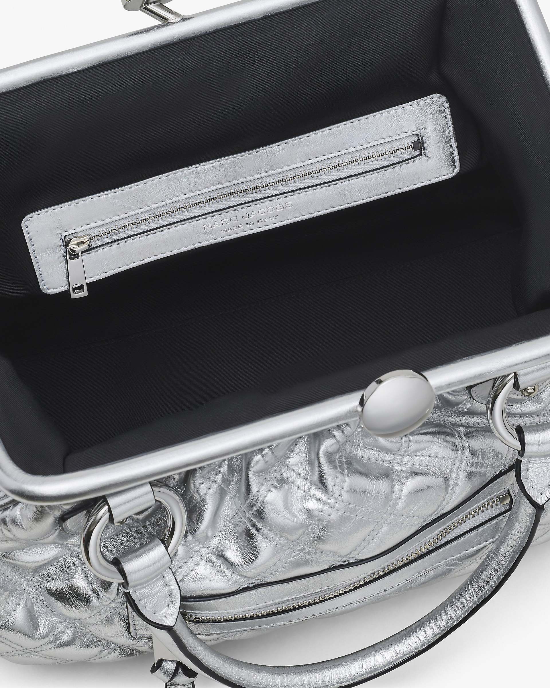 Re-Edition Quilted Metallic Leather Stam Bag - Silver