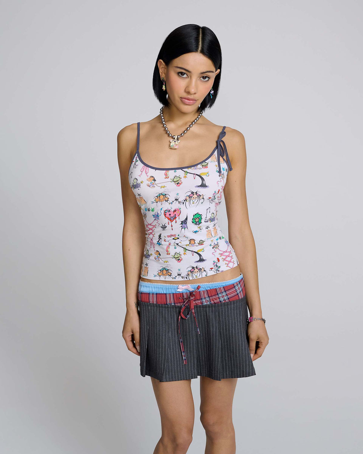 Characters Cami - White Multi
