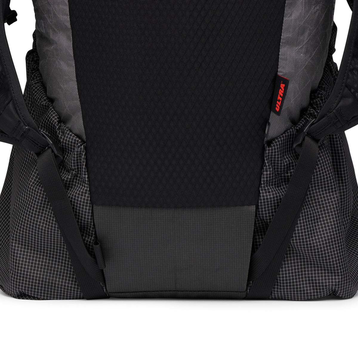 Black Diamond Beta Light 30 Backpack