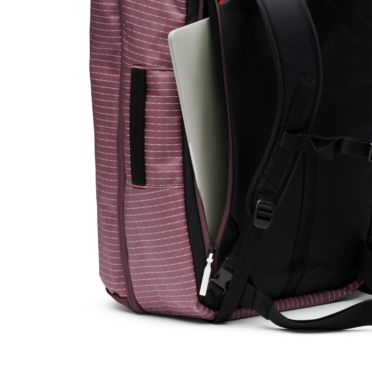 Black Diamond Stonehauler 40 L Travel Pack