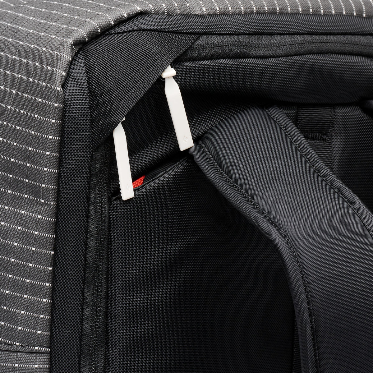 Black Diamond Stonehauler 40 L Travel Pack
