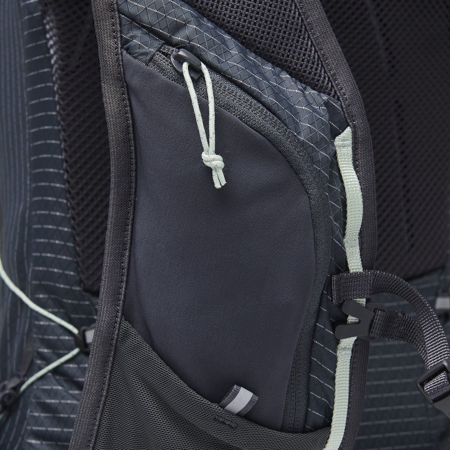 Black Diamond Women's Pursuit 15 Backpack - Past Season