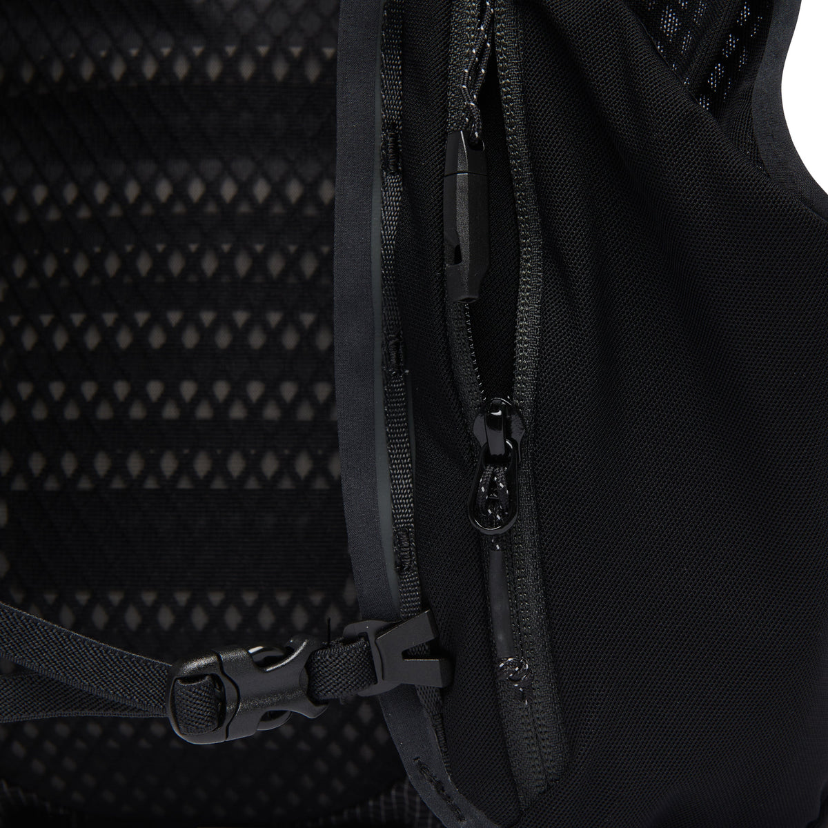 Black Diamond Distance 8 Backpack - Past Season