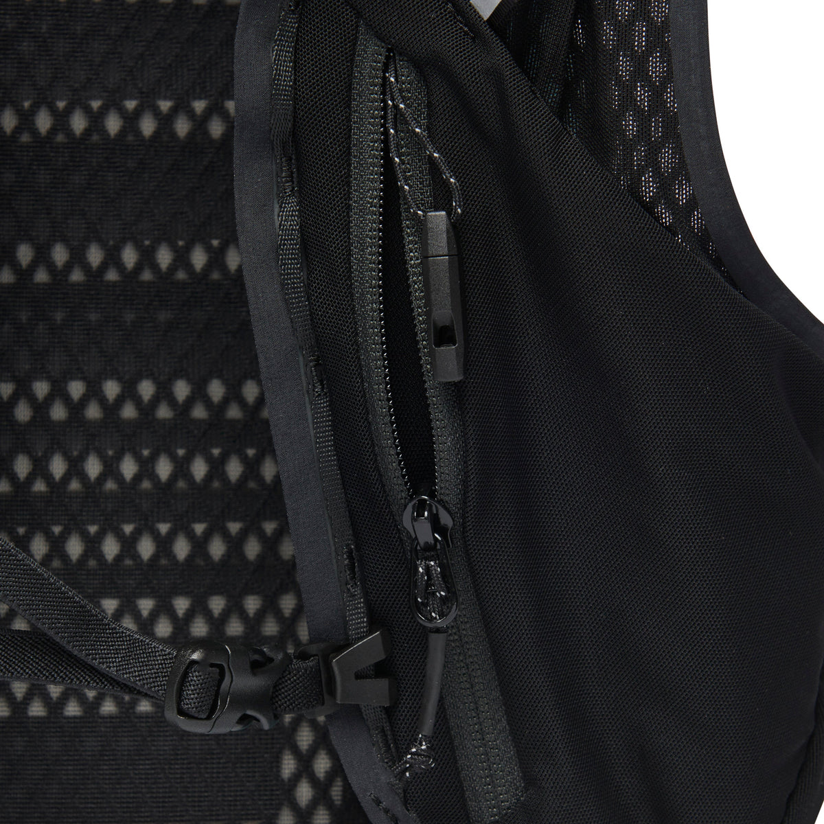 Black Diamond Women's Distance 15 Backpack - Past Season