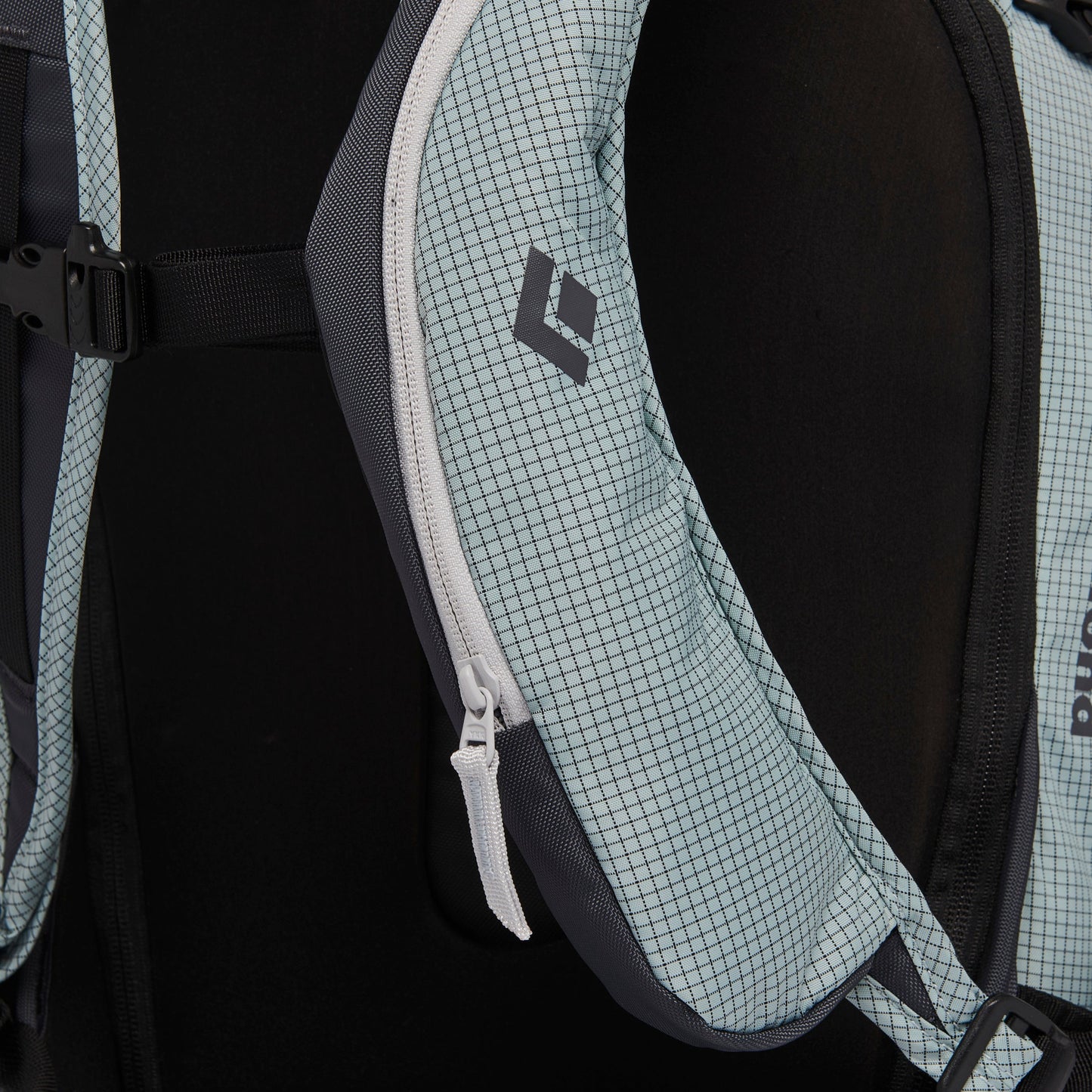 Black Diamond Dawn Patrol 32 Backpack - Past Season