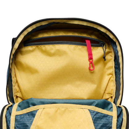Black Diamond Pursuit 15 Backpack